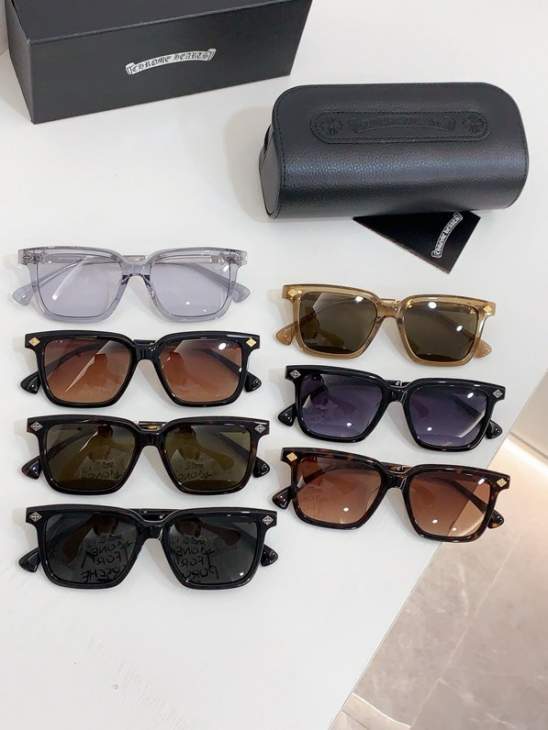 Picture of Chrome Hearts Sunglasses _SKUfw60637210fw
